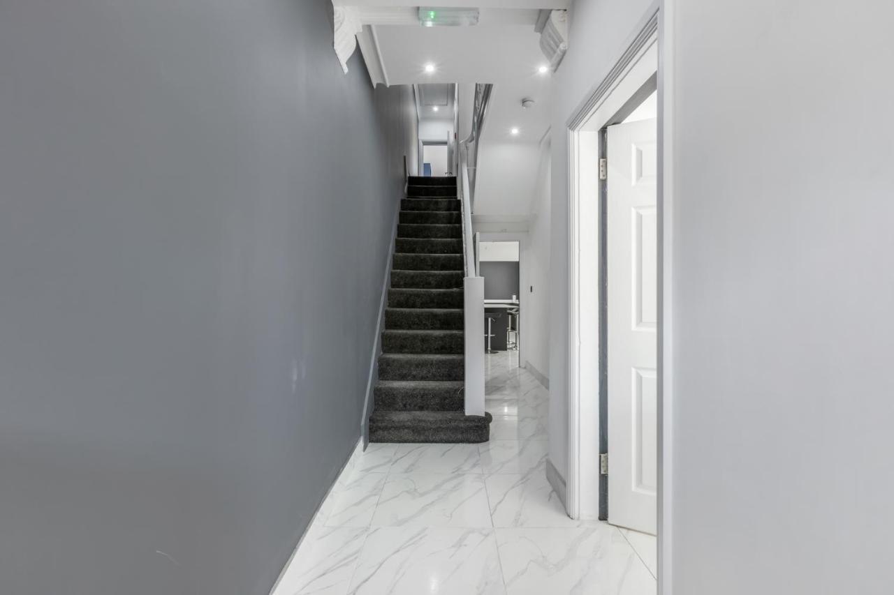 Crystal Towers Sasco Apartments Blackpool Bagian luar foto