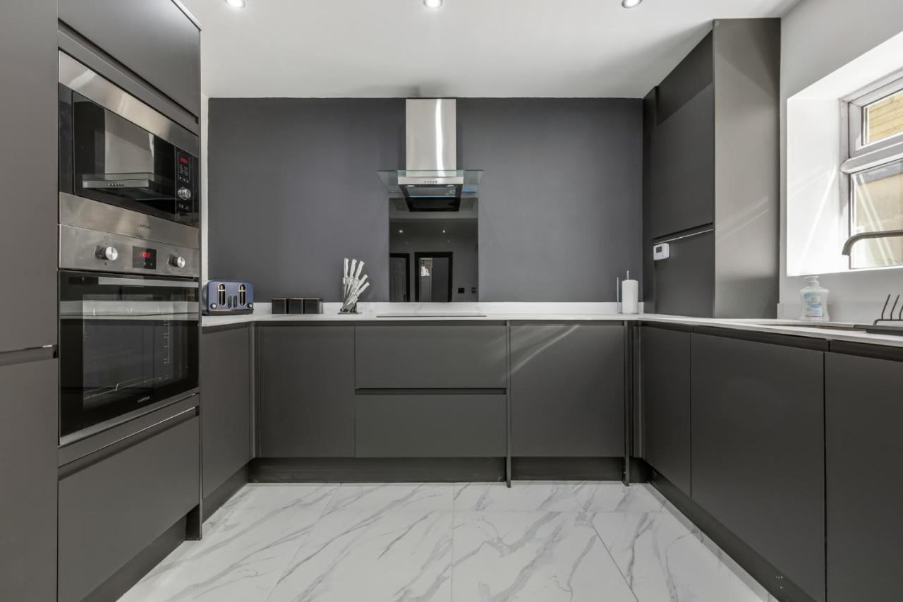 Crystal Towers Sasco Apartments Blackpool Bagian luar foto